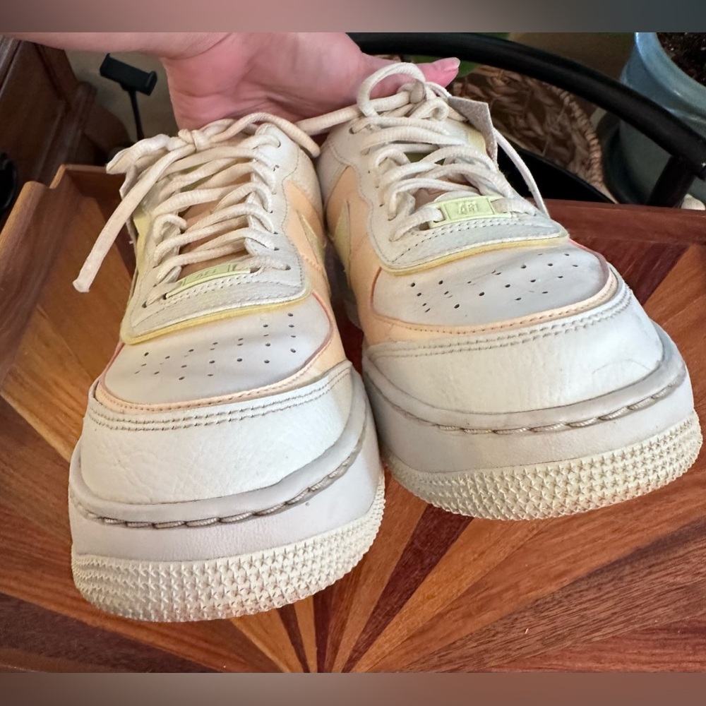 Nike Air Force 1 Low Shadow
Summit White Barely Volt Crimson Tint (Women's) - Picture 5 of 12